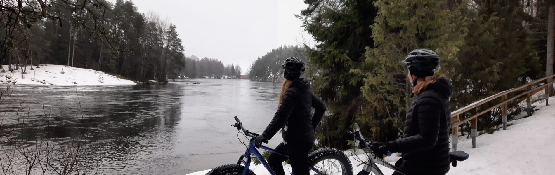 Fatbike-pyöräilyä talvella.